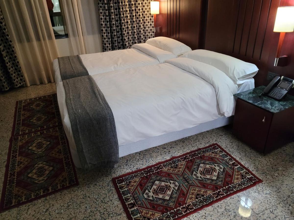 Hotel Jardines De Amaltea Lorca  Zewnętrze zdjęcie