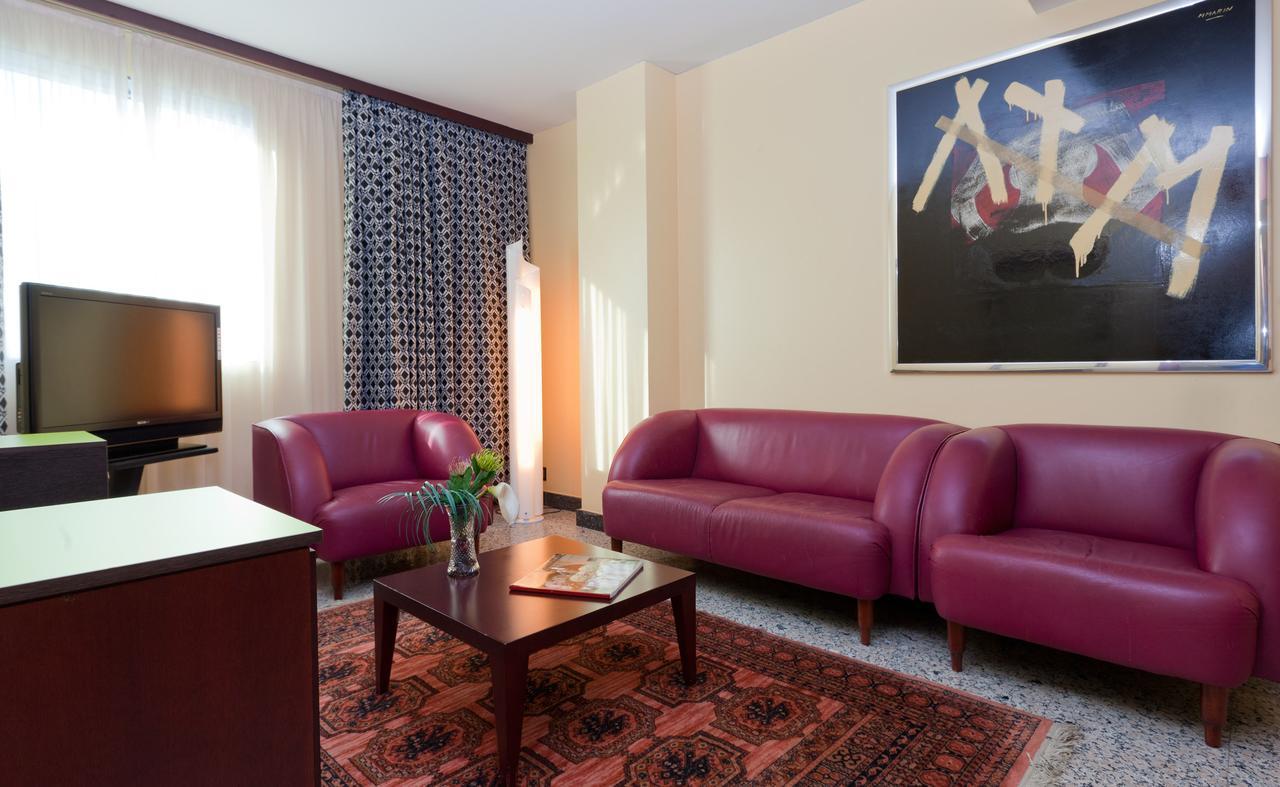 Hotel Jardines De Amaltea Lorca  Zewnętrze zdjęcie